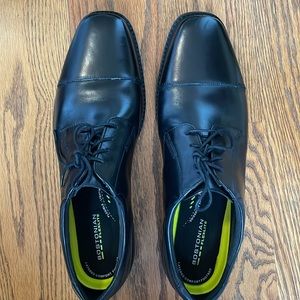 NWT Bostonian leather men’s dress comfort shoes